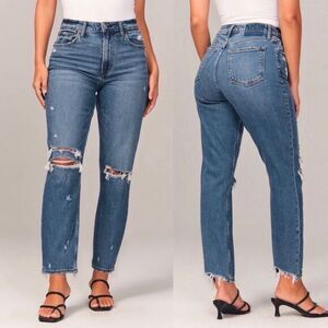 A&F Curve Love‎ Mom High Rise 25 Short Medium Ripped Wash